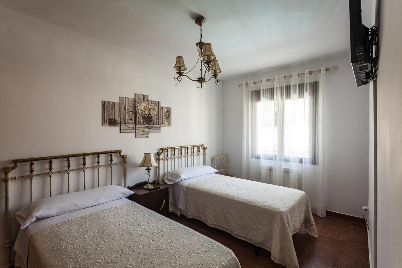 Casa Rural La Fontanita El Real de San Vicente 外观 照片